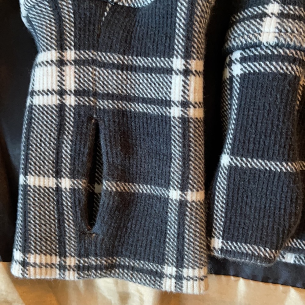 Christina Haack Lululemon Plaid Scuba Jacket - Picture 8 of 8